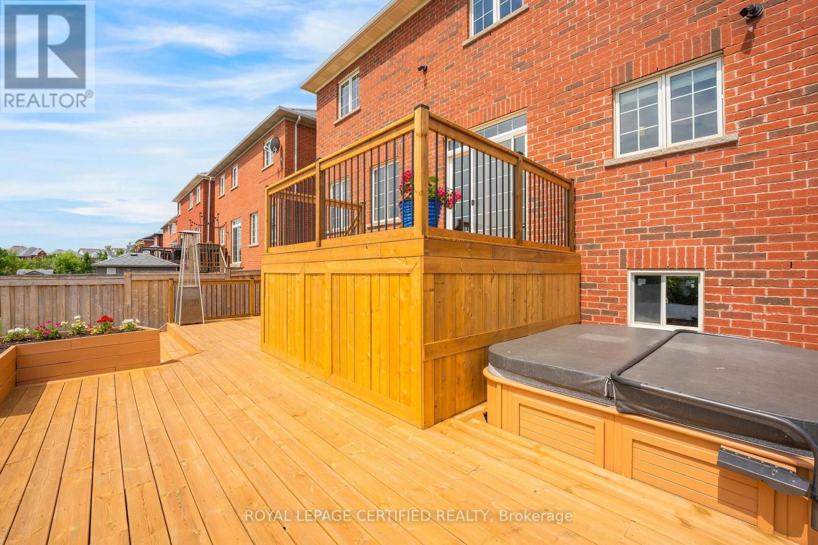 515 HINCHEY CRESCENT - 47