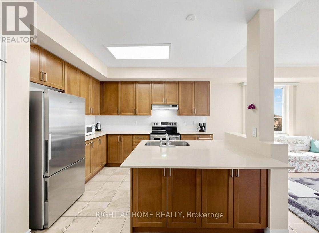 #24 86 PRESTON MEADOW AVENUE - 13