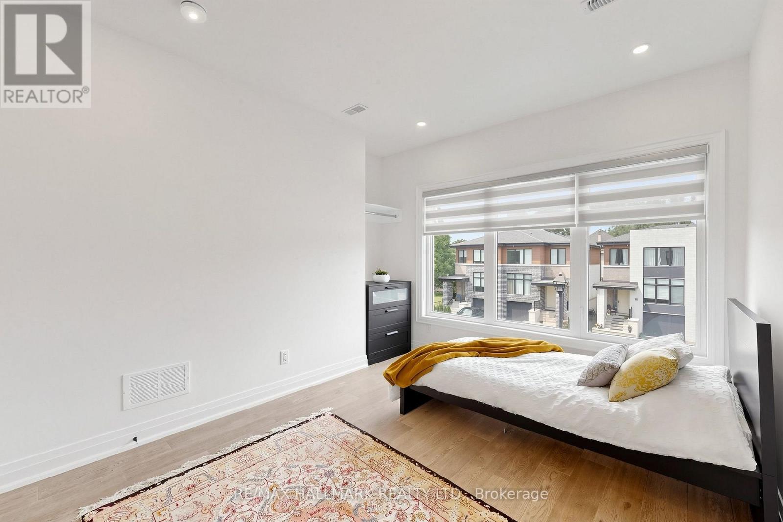 15 DIREZZE COURT S - Image 38