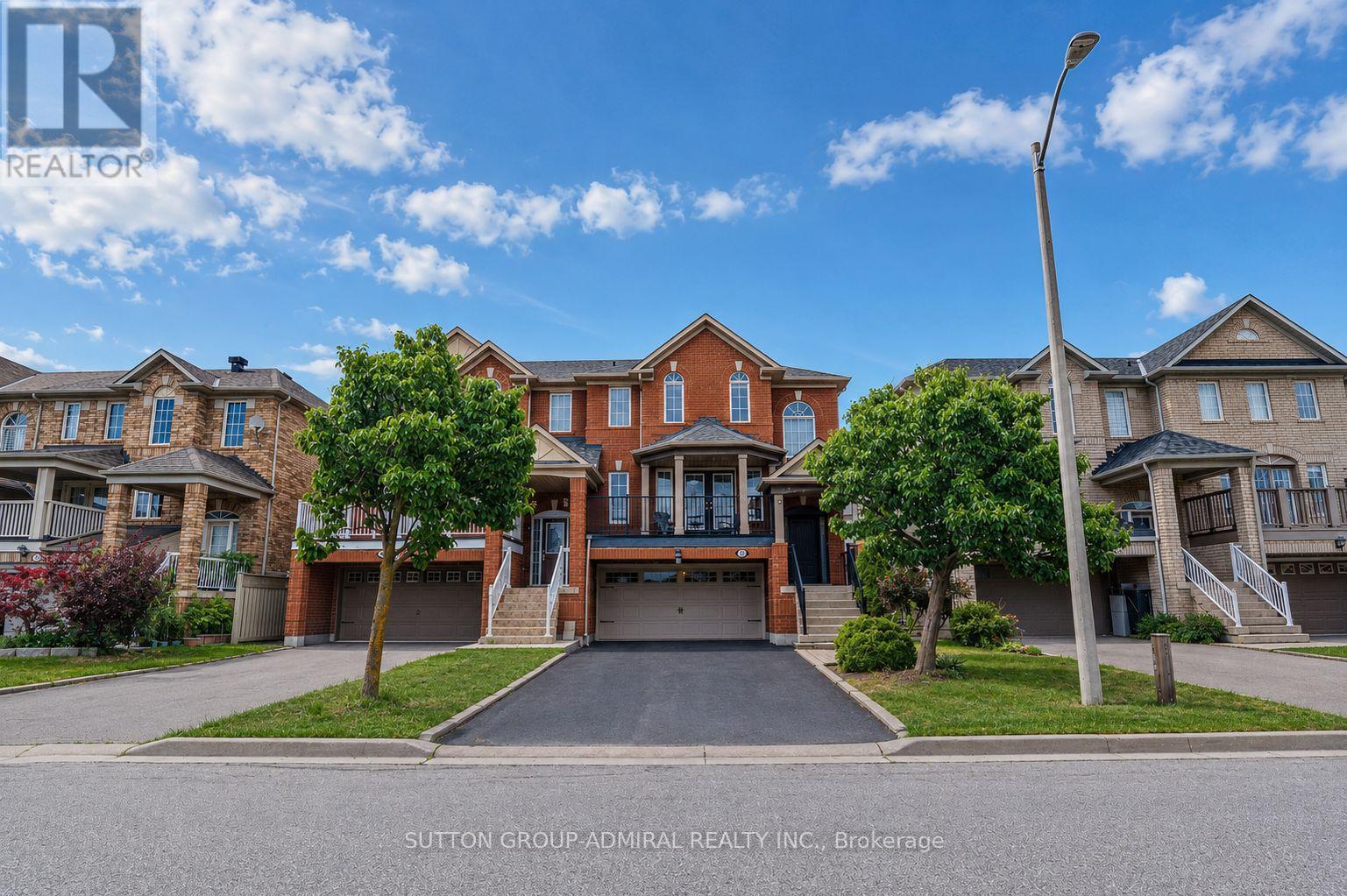 Listing photo of 43 MAINLAND CRESCENT