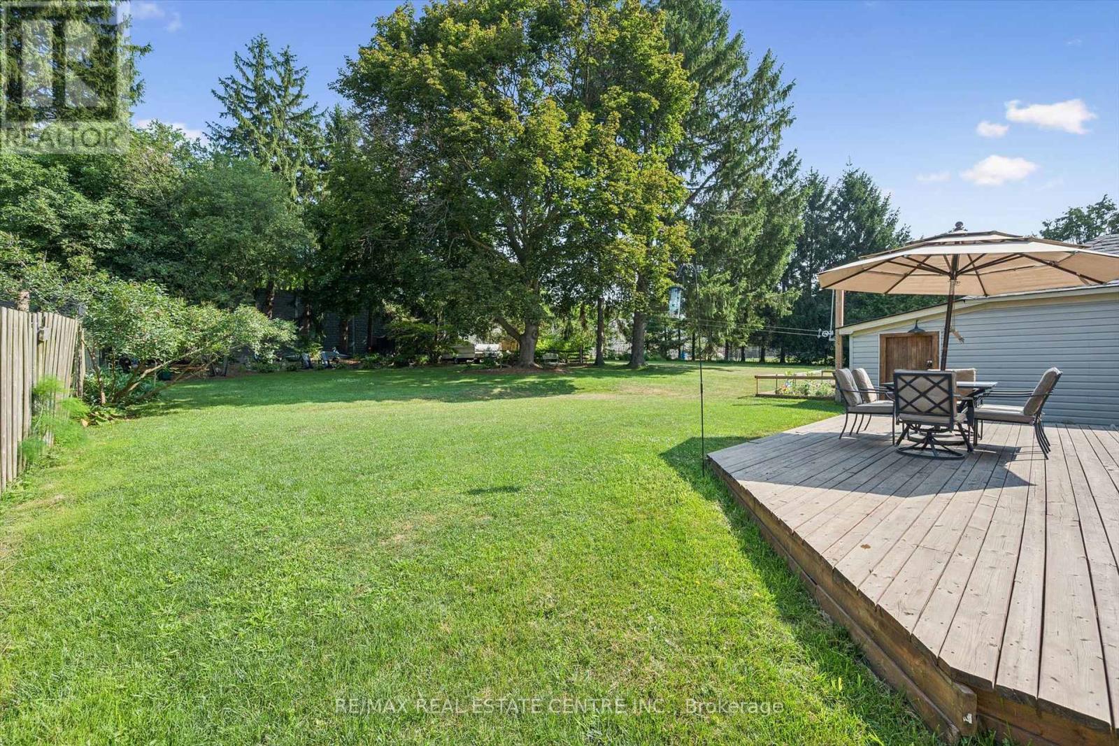 310 KITCHENER ROAD - Image 32