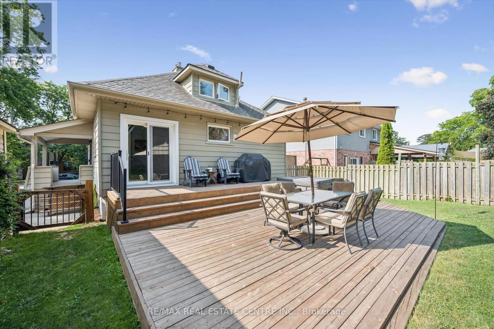 310 KITCHENER ROAD - Image 33