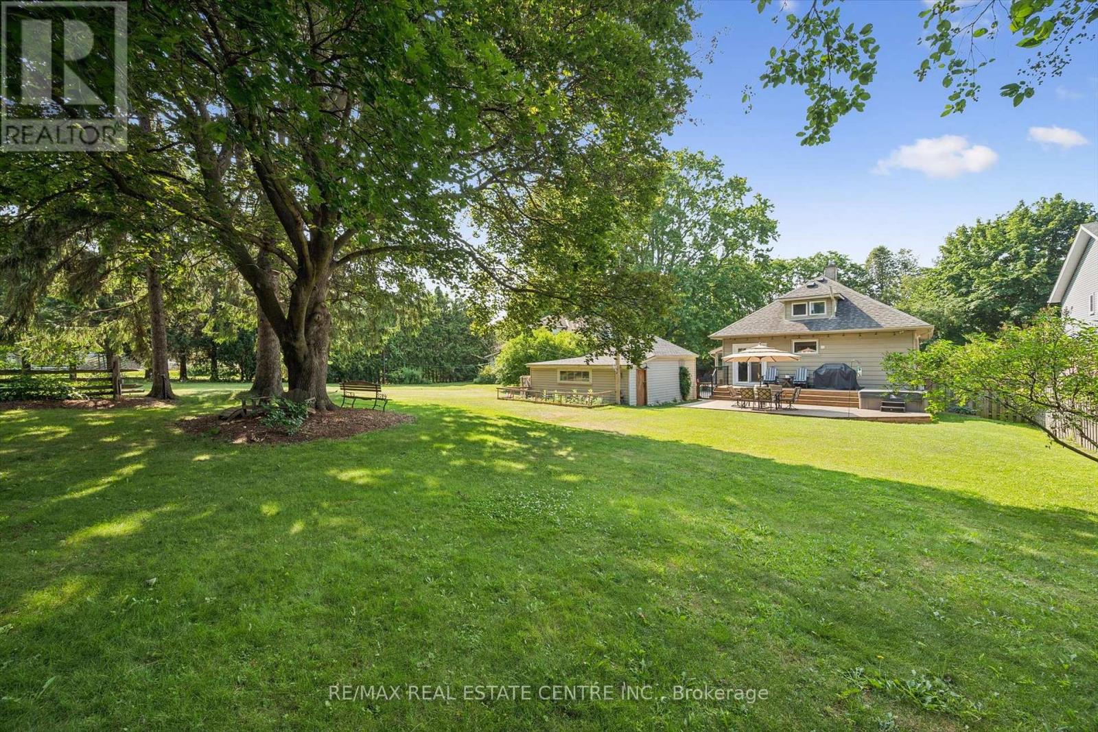 310 KITCHENER ROAD - Image 37