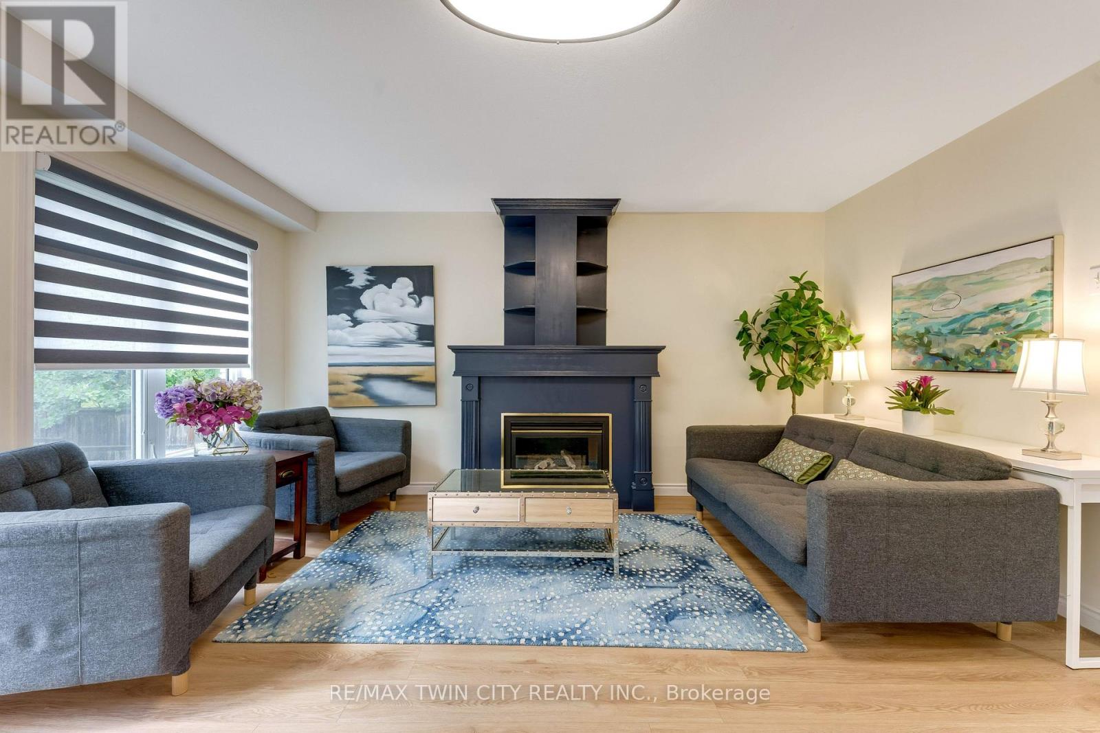 519 YORKSHIRE DRIVE - Image 4