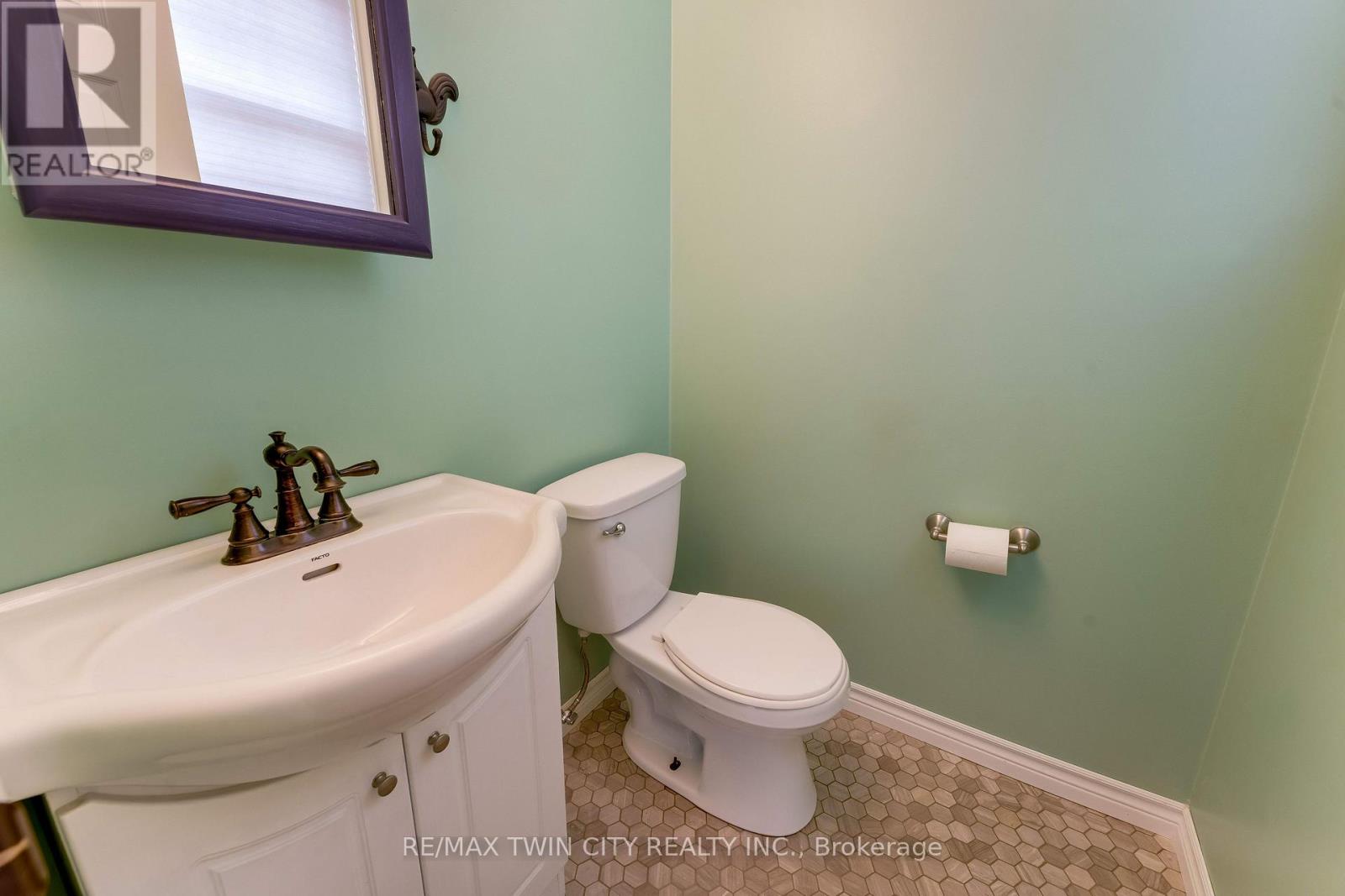 11 NIPIGON PLACE - Image 16