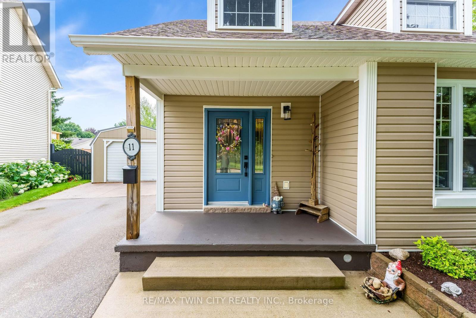 11 NIPIGON PLACE — photo 3