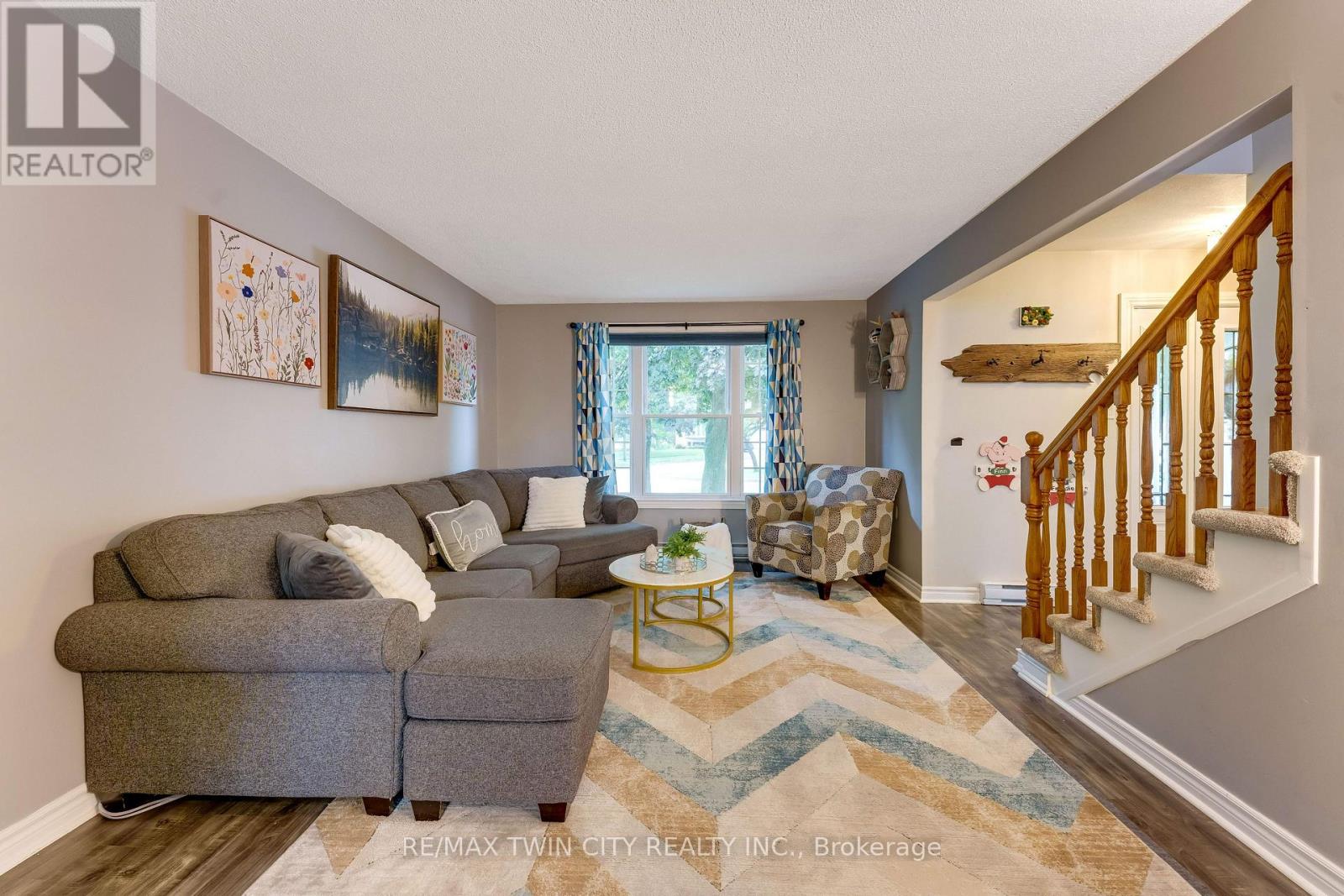 11 NIPIGON PLACE - Image 5