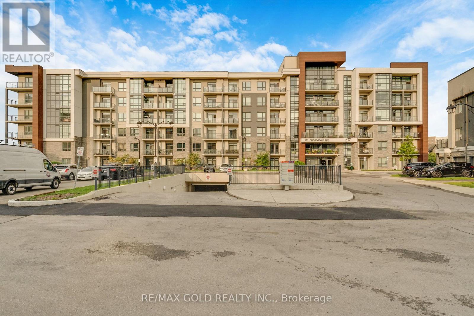 #502 101 SHOREVIEW PLACE - 1