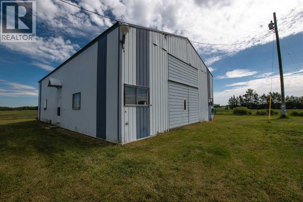 795008 Range Road  44 - Image 8