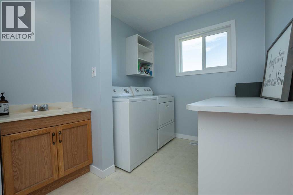 795008 Range Road  44 - Image 11