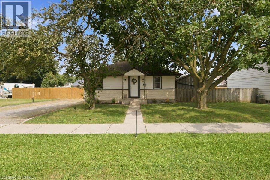 27 FRANK Street, Brantford — photo 3