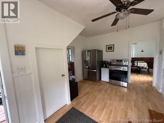 224 St-Louis Street - 4