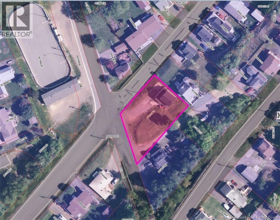 224 St-Louis Street - 25
