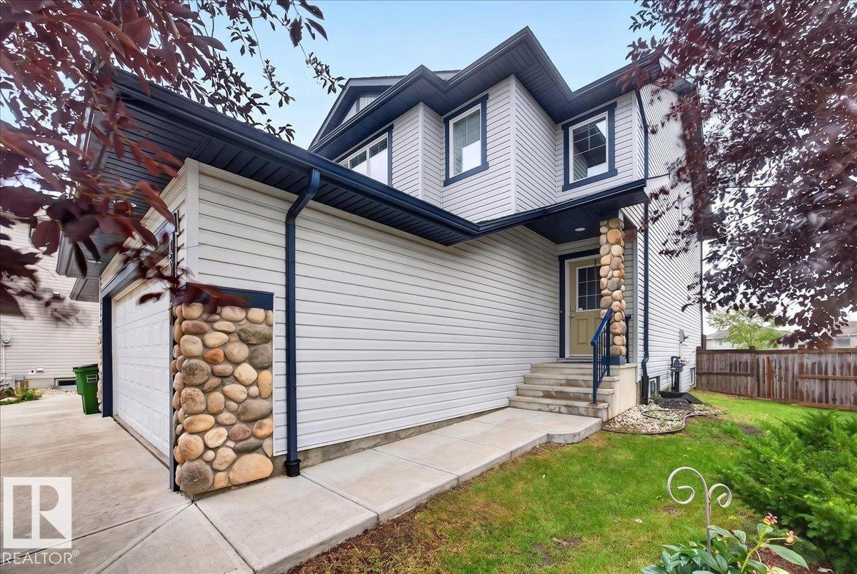 3017 Harvey CR NW - 1