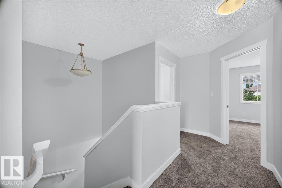 3017 Harvey CR NW - 17