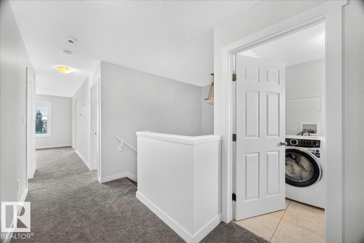 3017 Harvey CR NW - 18