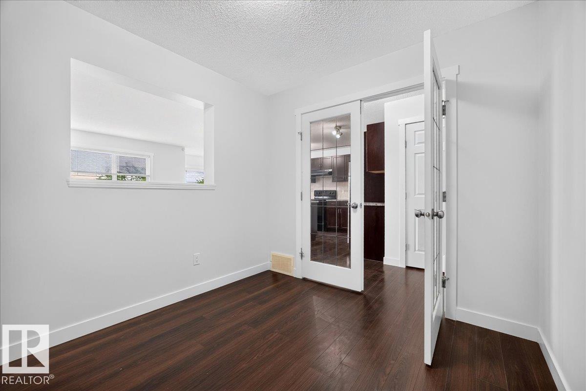 3017 Harvey CR NW - 8