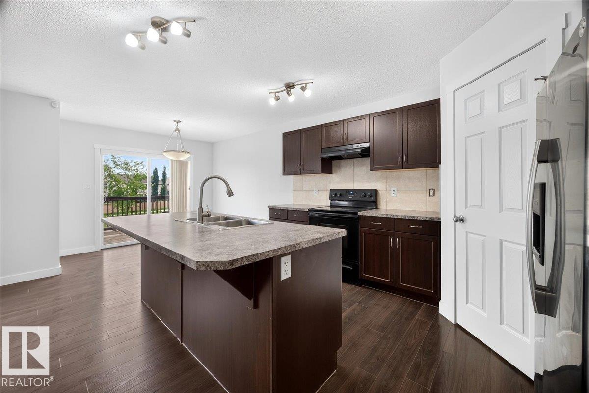 3017 Harvey CR NW - 9