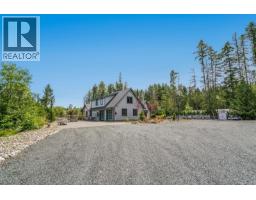 Den - 1248 Station Rd, Coombs, BC V0R1M0 Photo 13