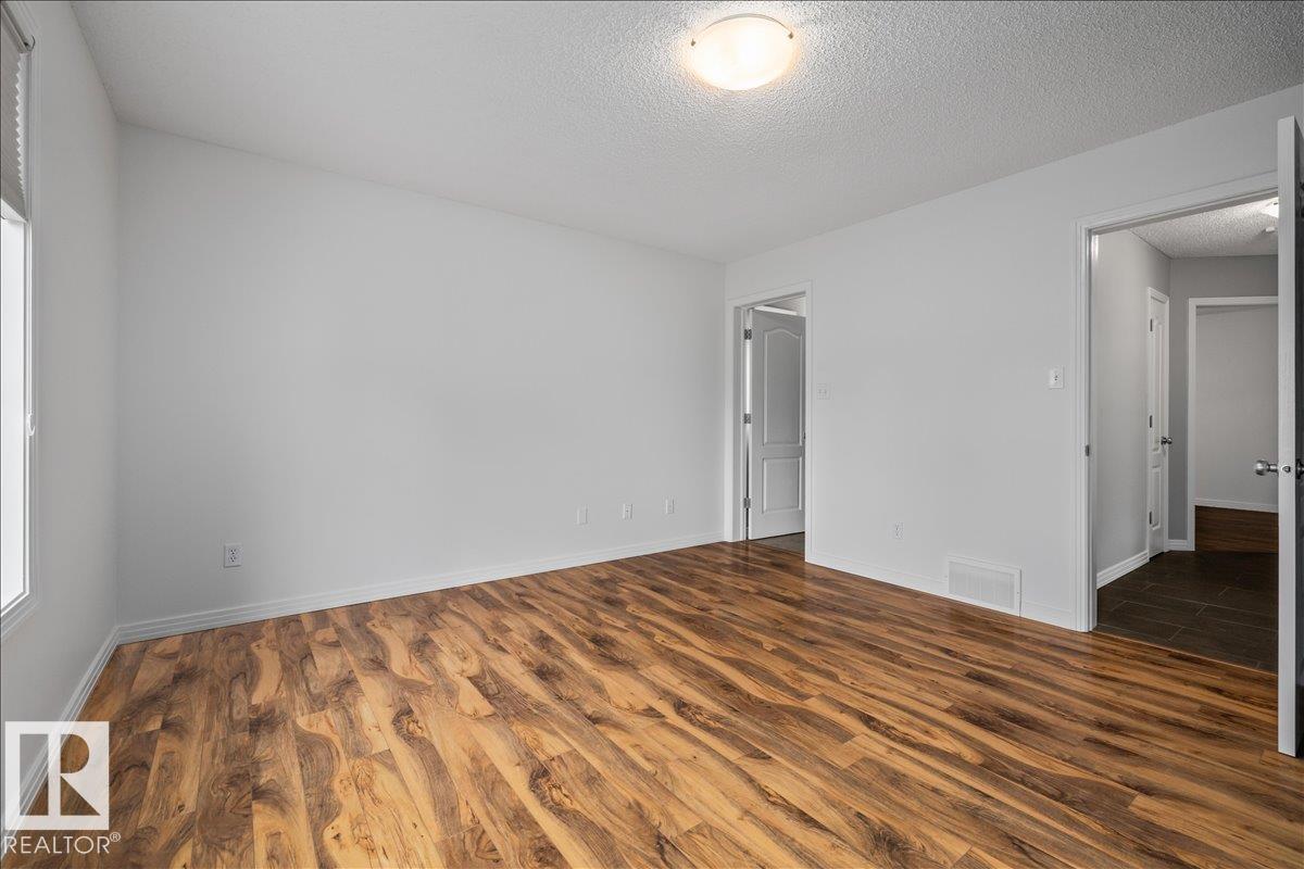 1086 Grantham DR NW - 28