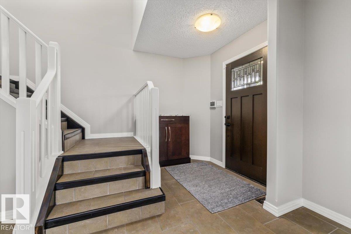 1086 Grantham DR NW - 25