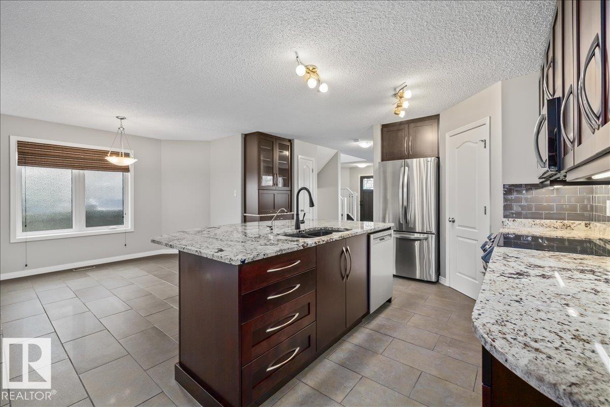 1086 Grantham DR NW - 14