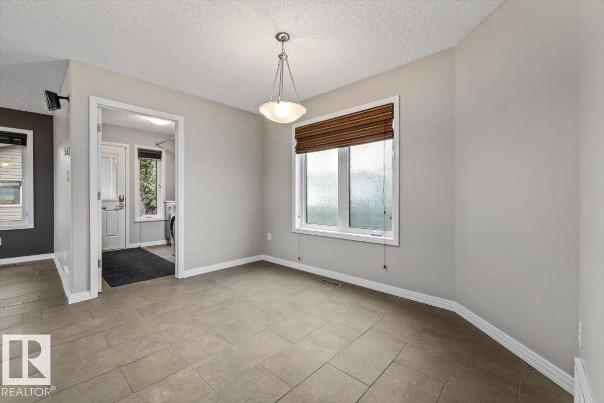 1086 Grantham DR NW - 20