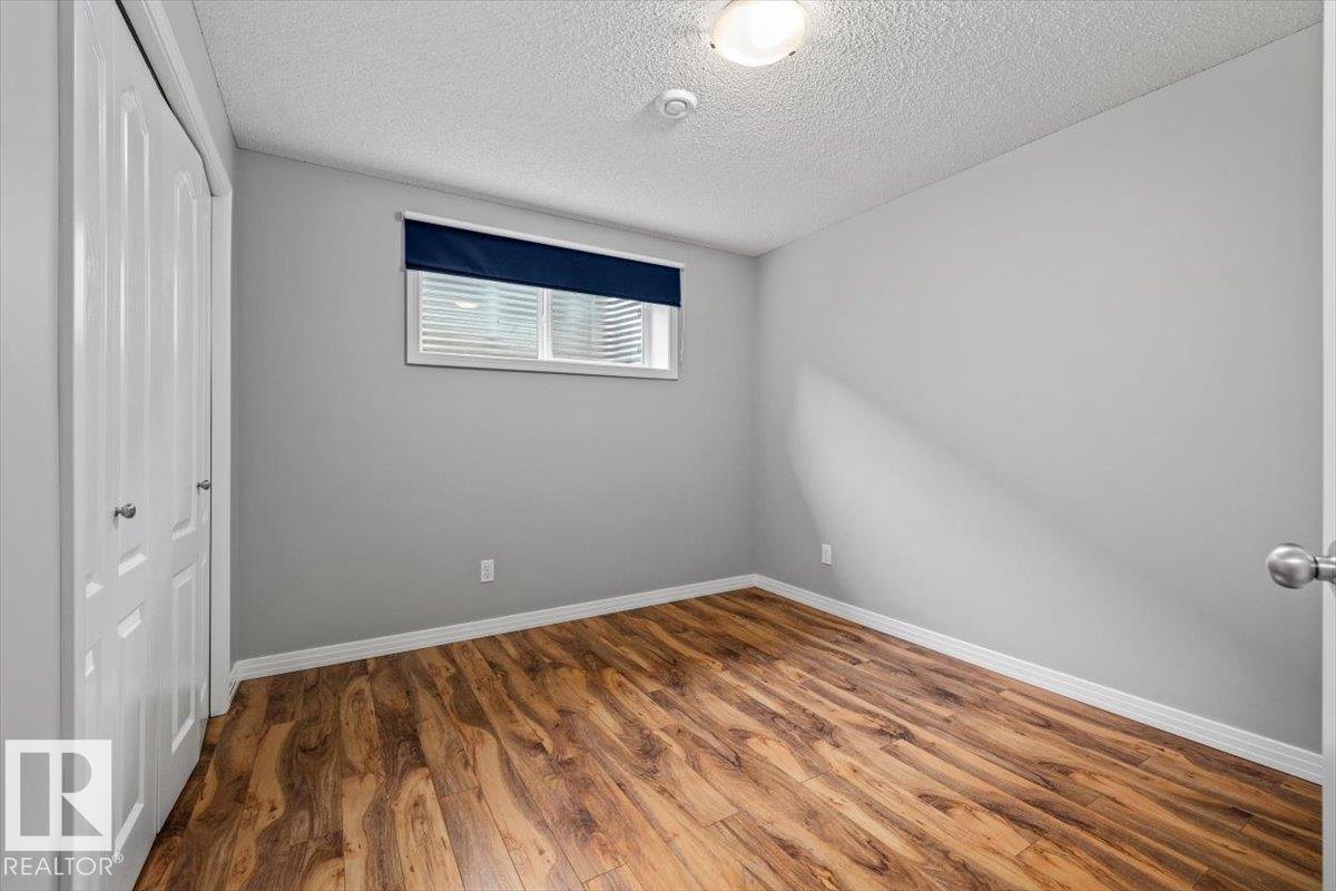 1086 Grantham DR NW - 47