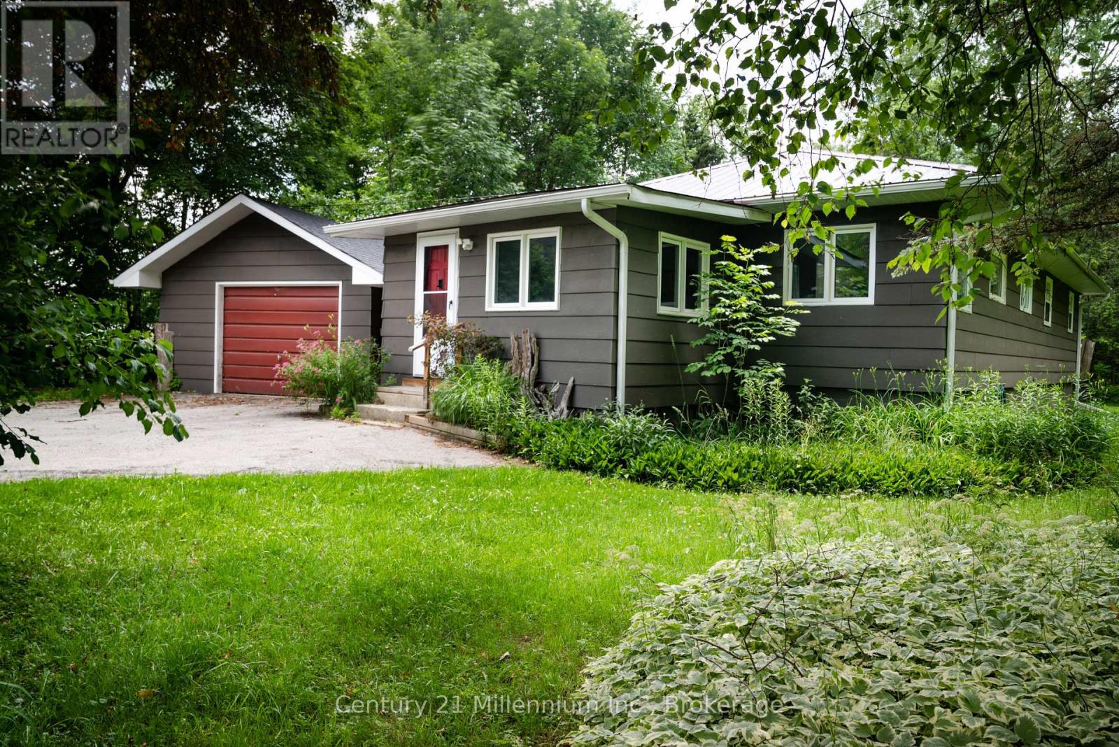 175134 GREY ROAD 30 ROAD - 1