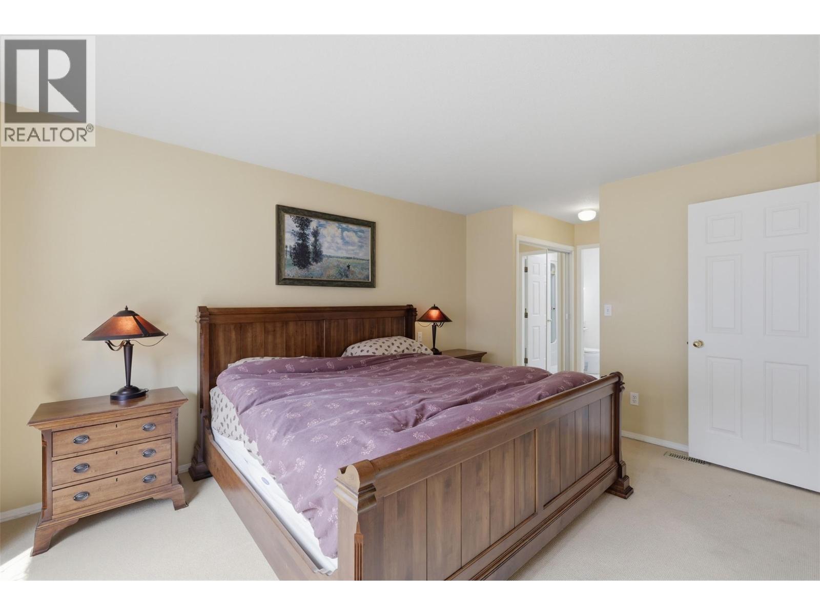 #27 2030 Van Horne Drive - 21