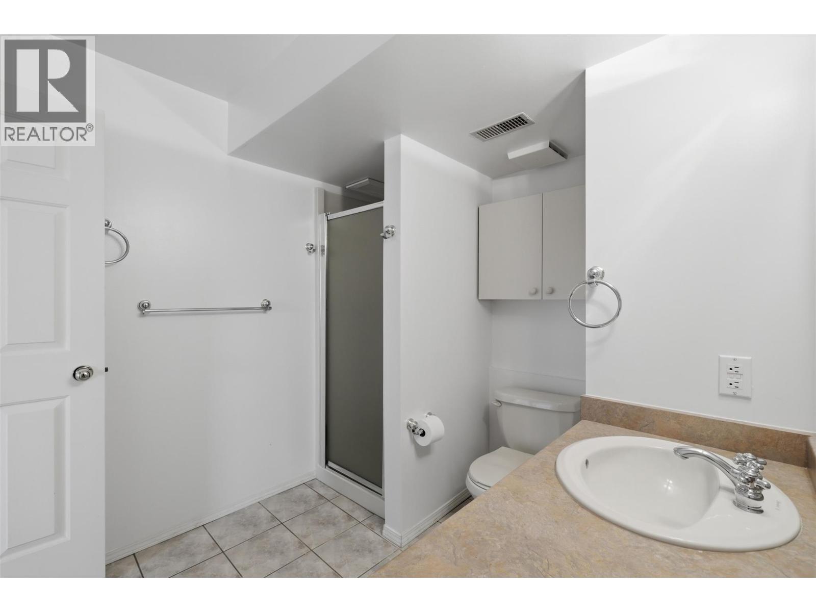 #27 2030 Van Horne Drive - 43