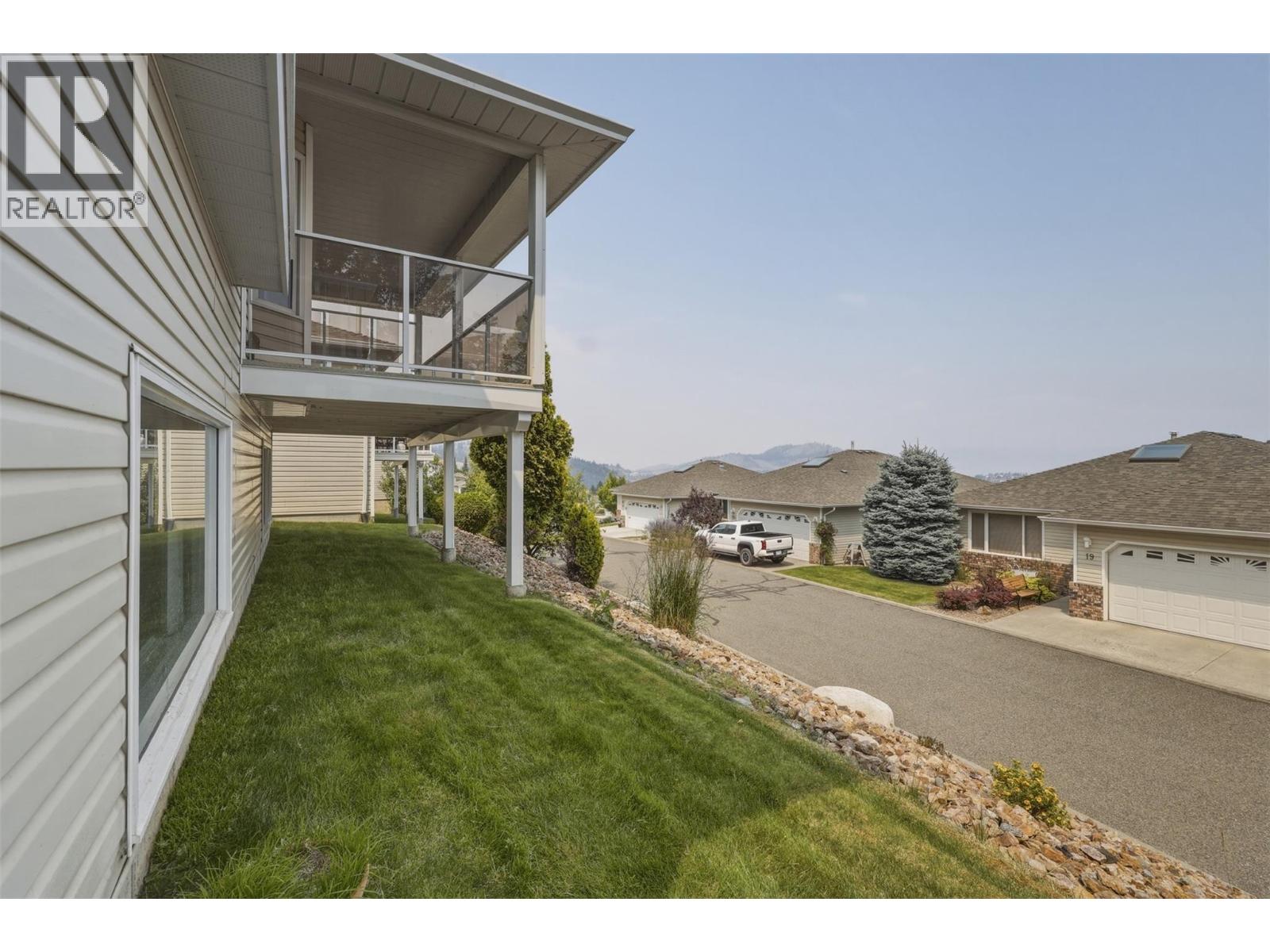 #27 2030 Van Horne Drive - 49