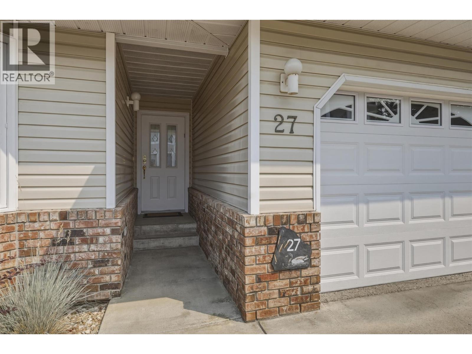 #27 2030 Van Horne Drive - 5