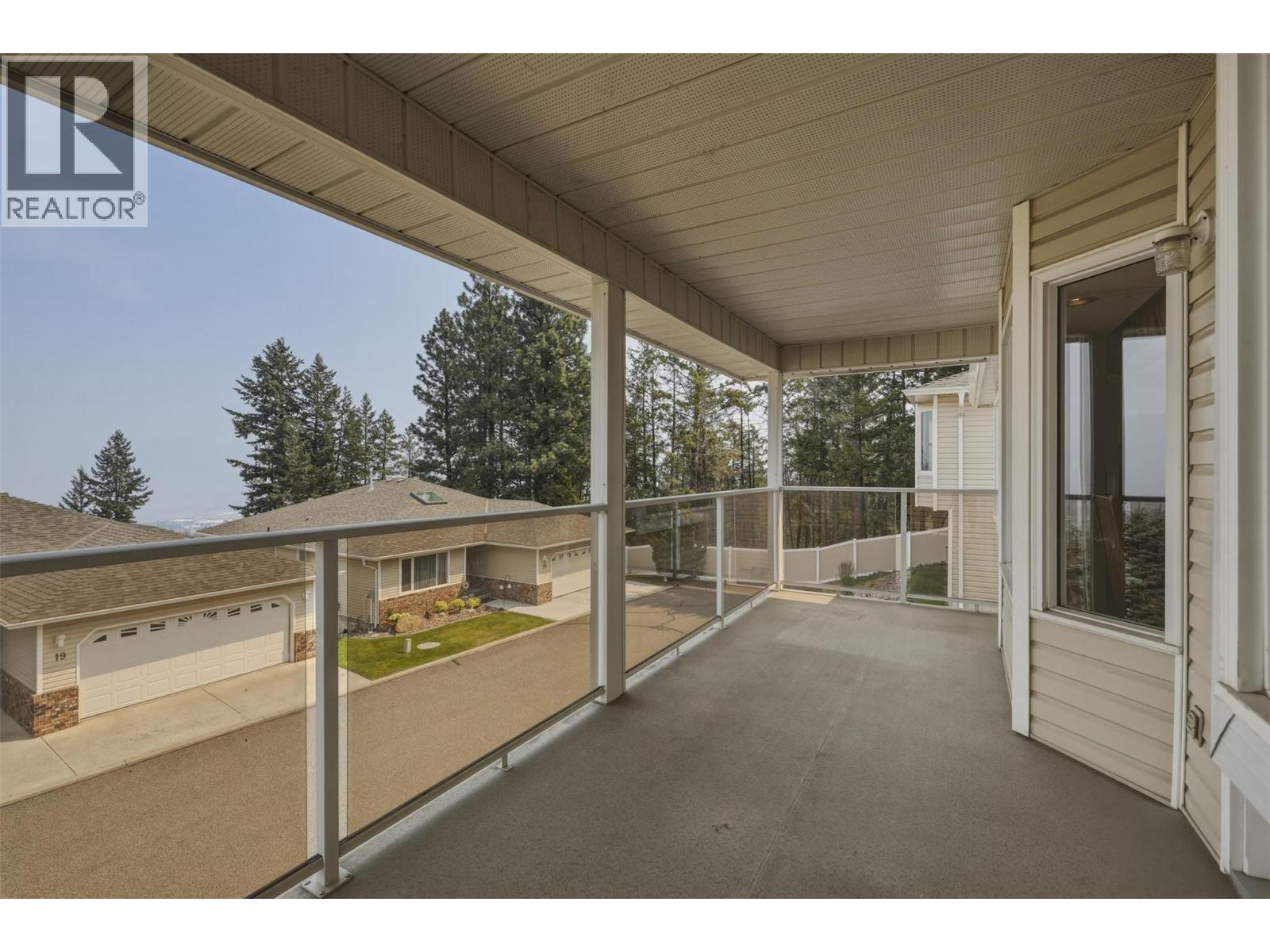 #27 2030 Van Horne Drive - 17