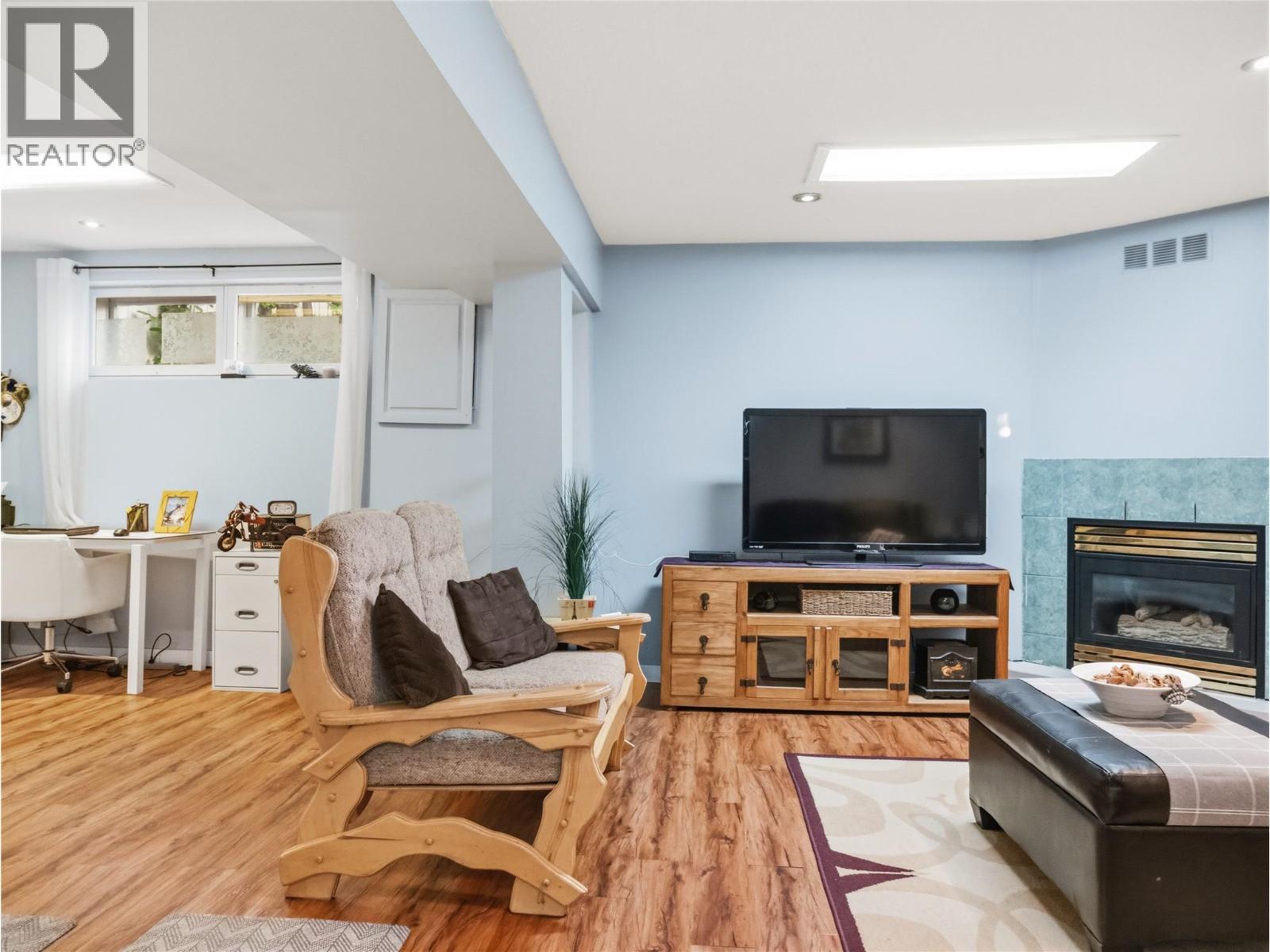 1728 93 Avenue - 54