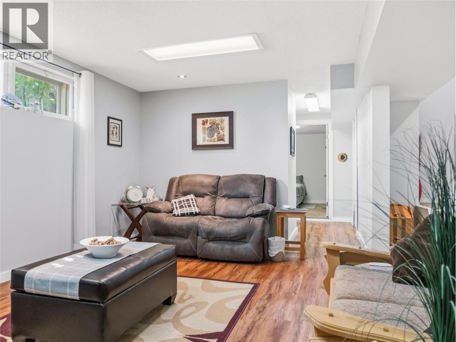 1728 93 Avenue - 35