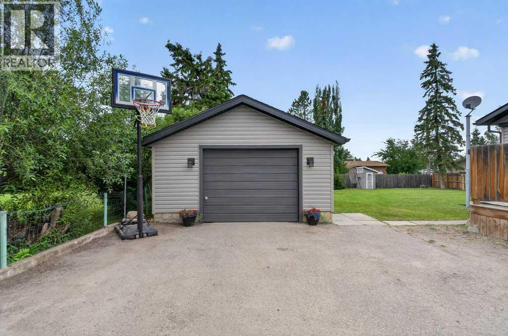 5202 57 Avenue - Image 36