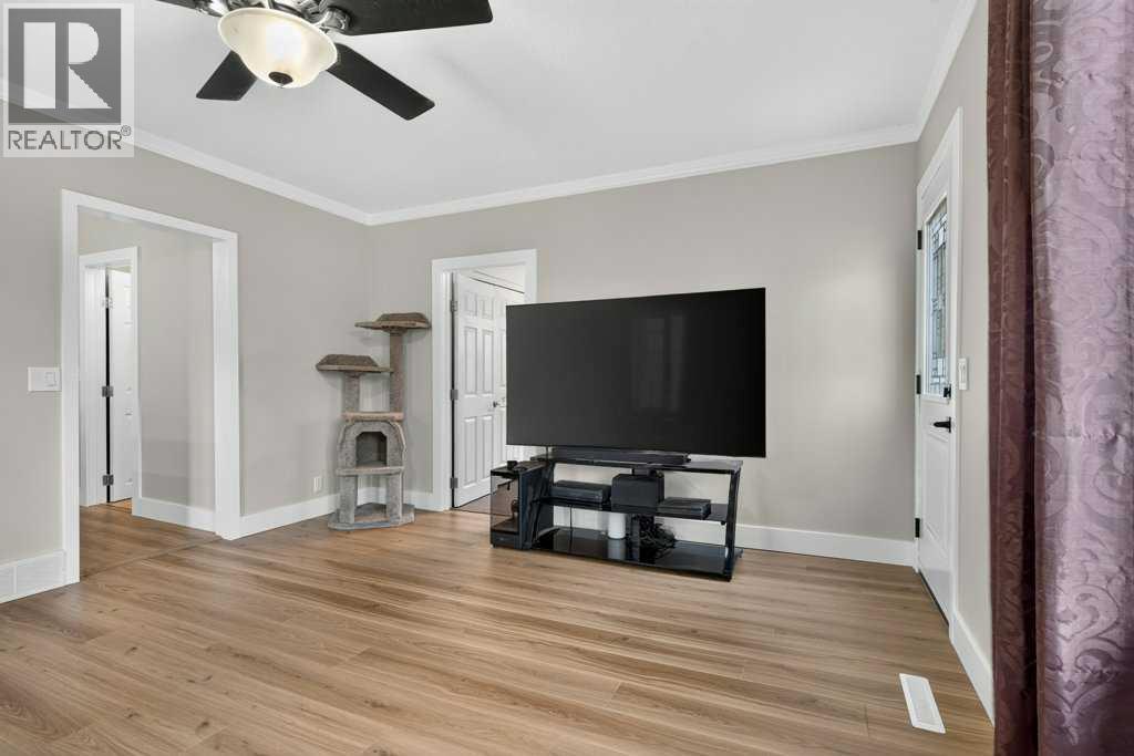 5202 57 Avenue - Image 5