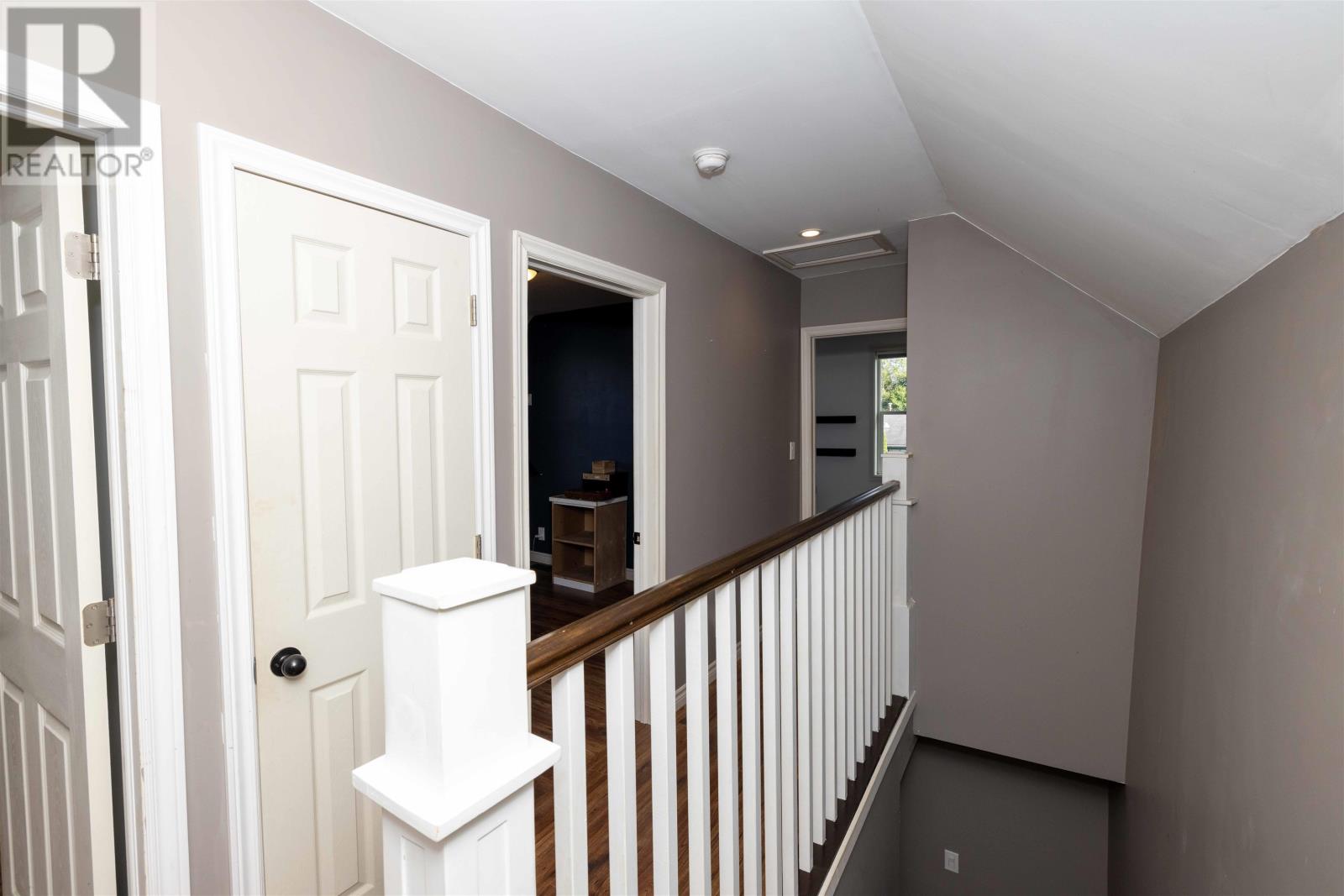 513 Christina ST E - 15