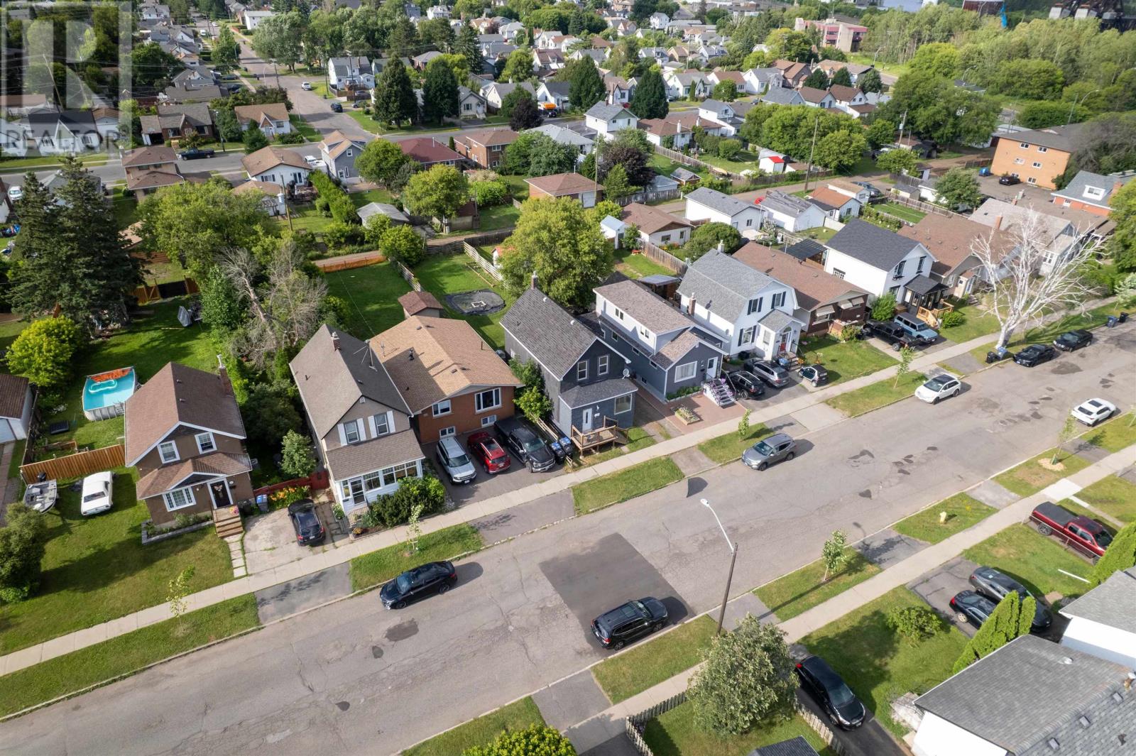 513 Christina ST E - 28