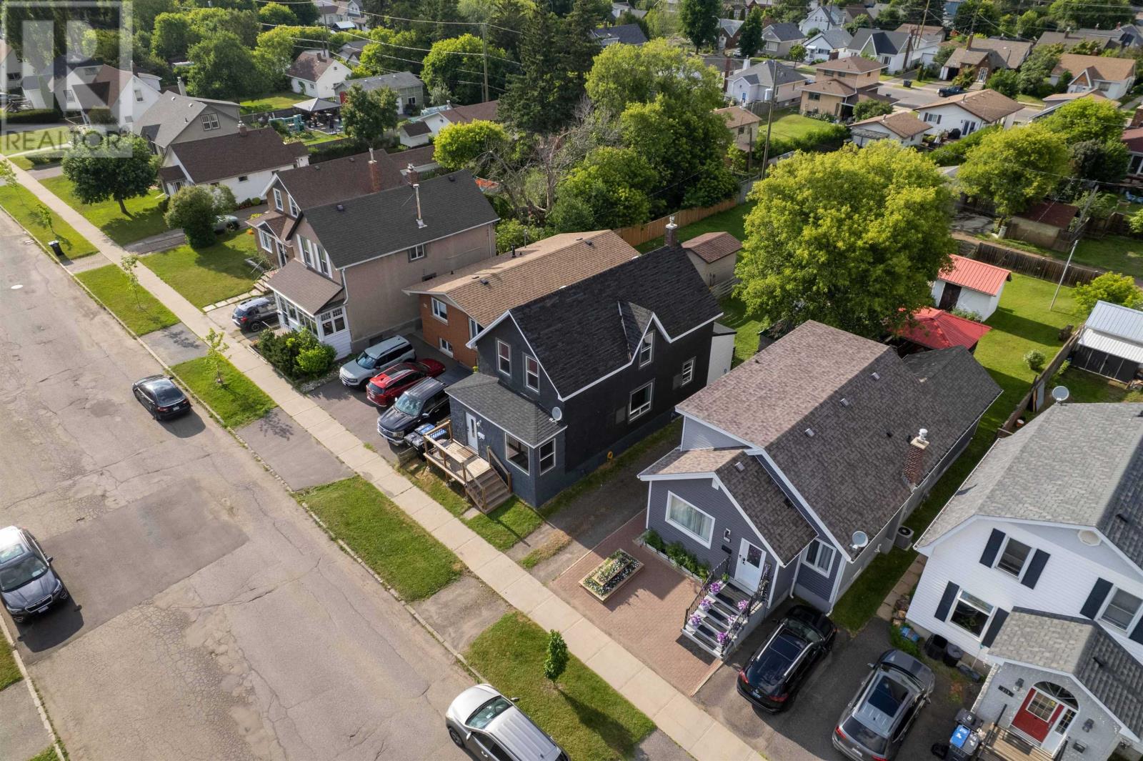 513 Christina ST E - 29