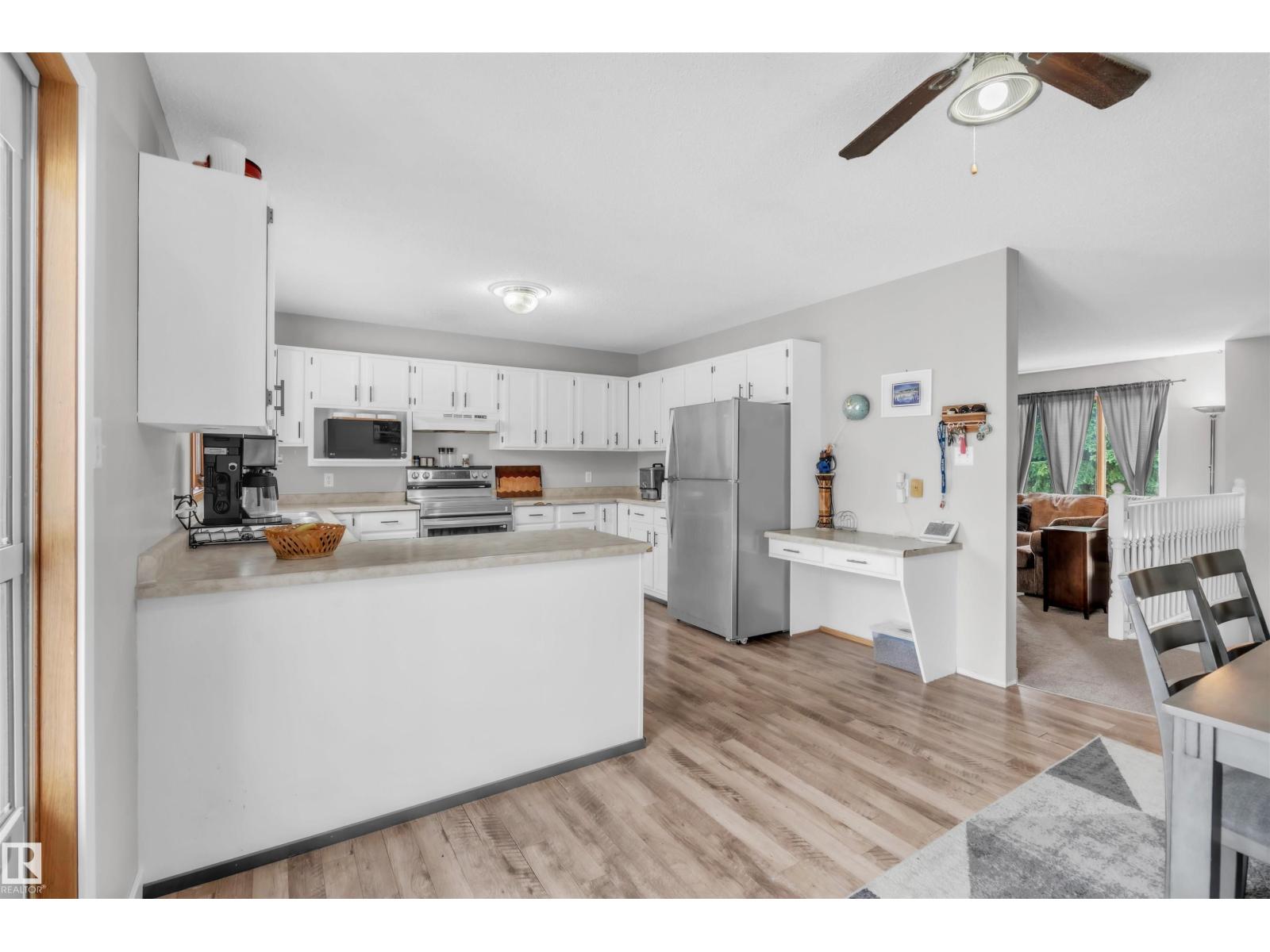 6112 51 AV - Image 8