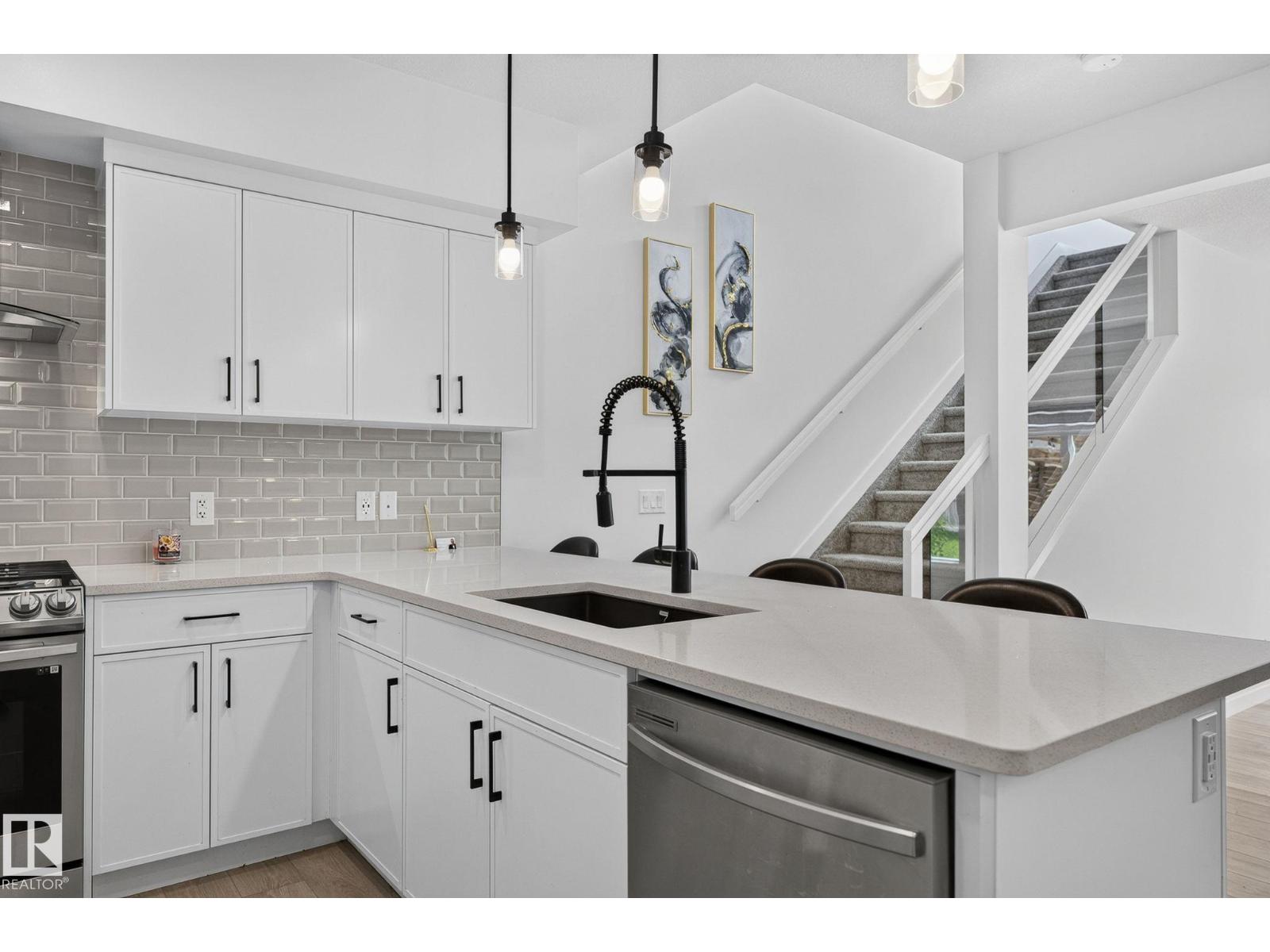 23027 96 AV NW - 14