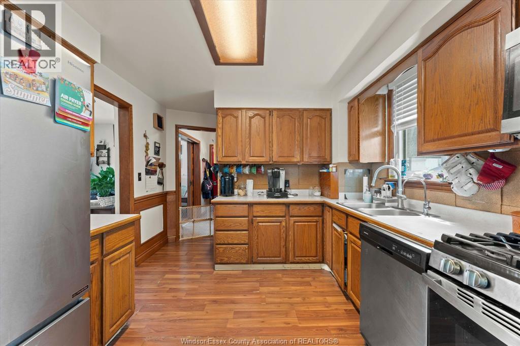 11 VICTORIA AVENUE North - 15