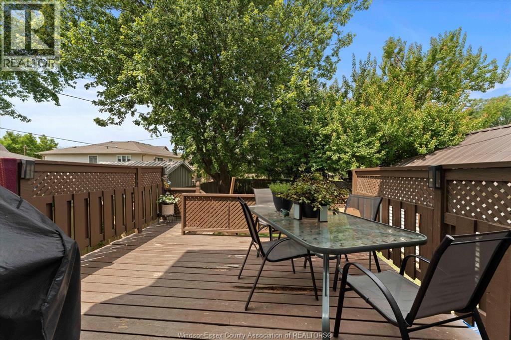 11 VICTORIA AVENUE North - 31
