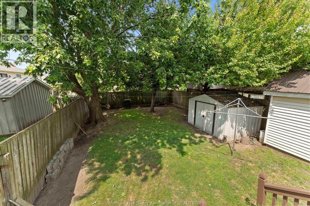 11 VICTORIA AVENUE North - 34