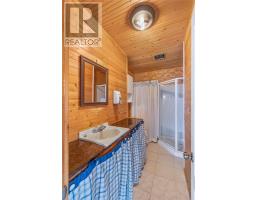 122 Main Road thumbnail 10