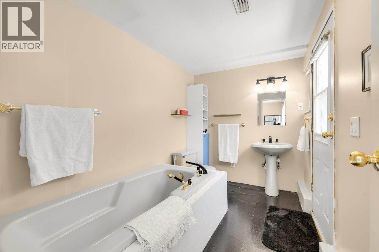 1702 57TH Street, Delta
