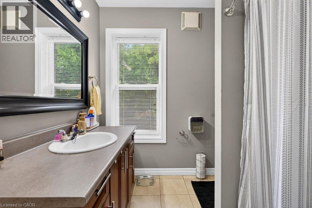 221 GRAND RIVER Avenue - 33