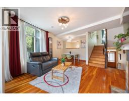 114 8 Renaissance Square, New Westminster, BC V3M7A9 Photo 8